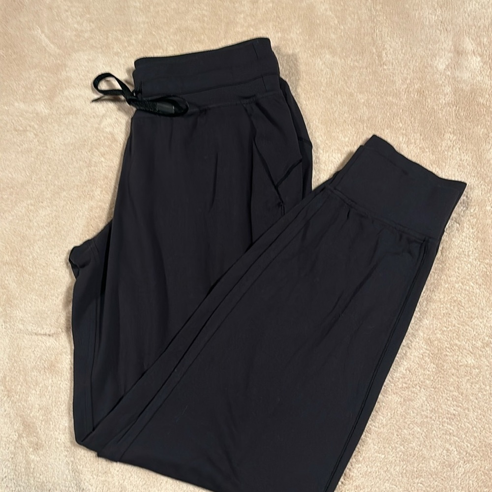 Lululemon joggers